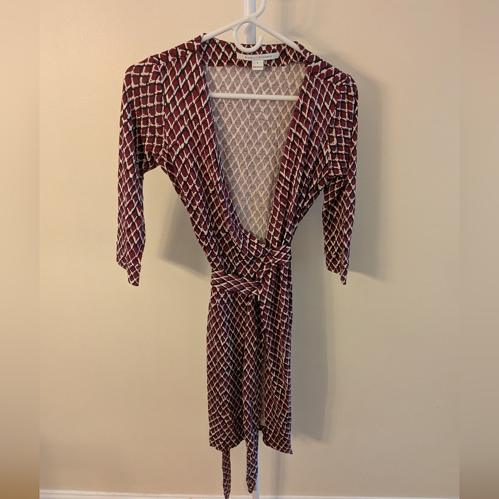 Diane Von Furstenberg Burgundy Patterned Wrap Dress, Size 6.